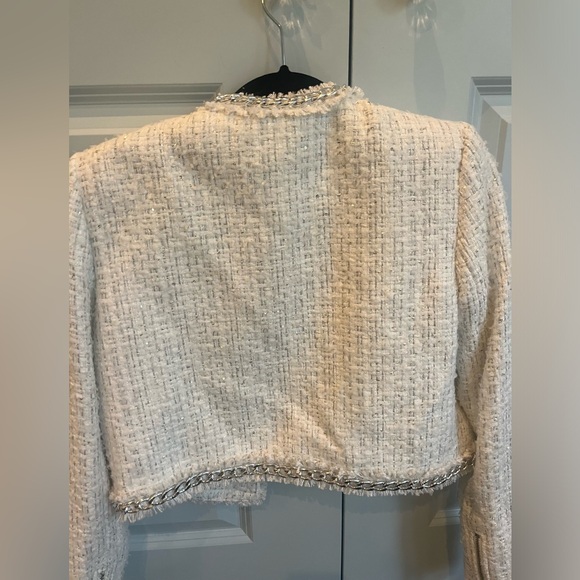 Alice + Olivia Zeta Cropped Box Jacket with Chain Trim - Picture 7 of 9